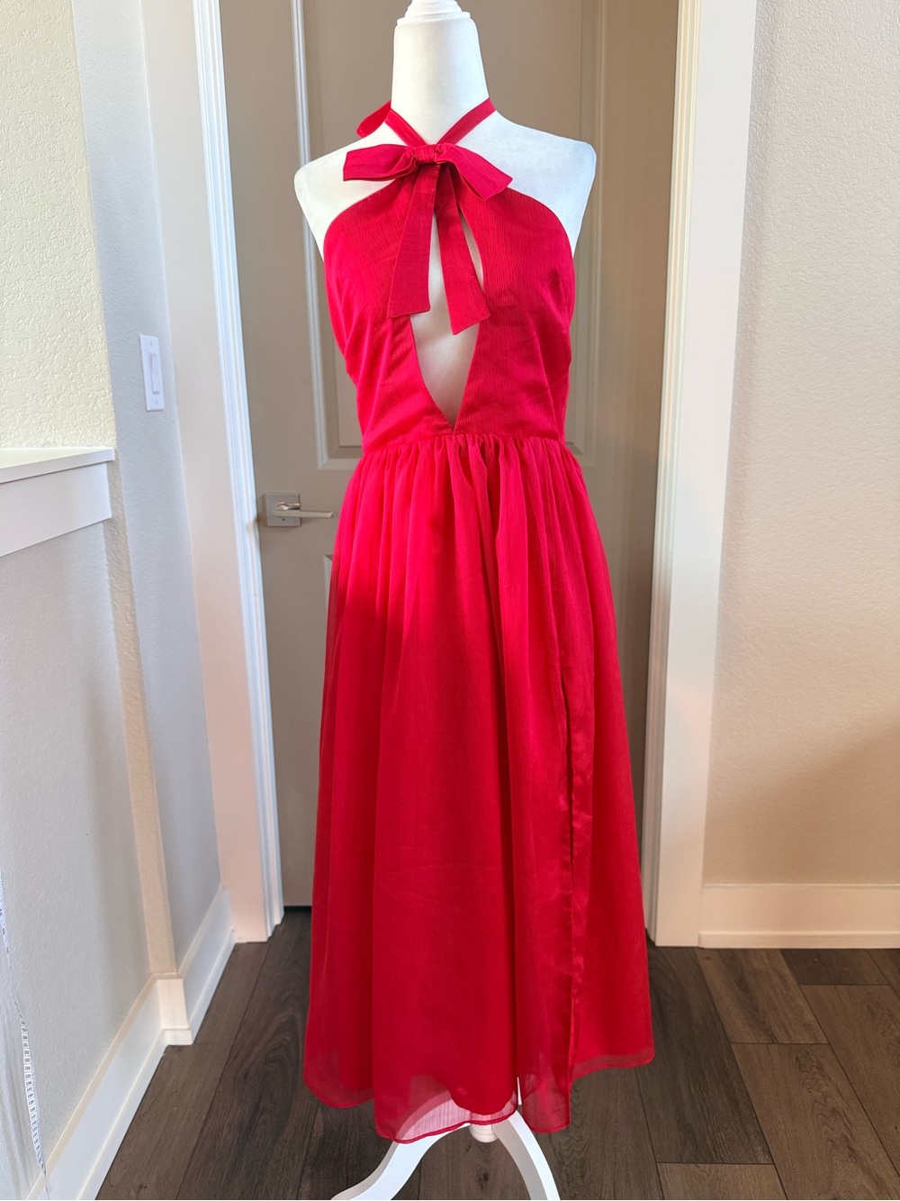 Adeirlina Red Halter Neck Bow Midi Dress